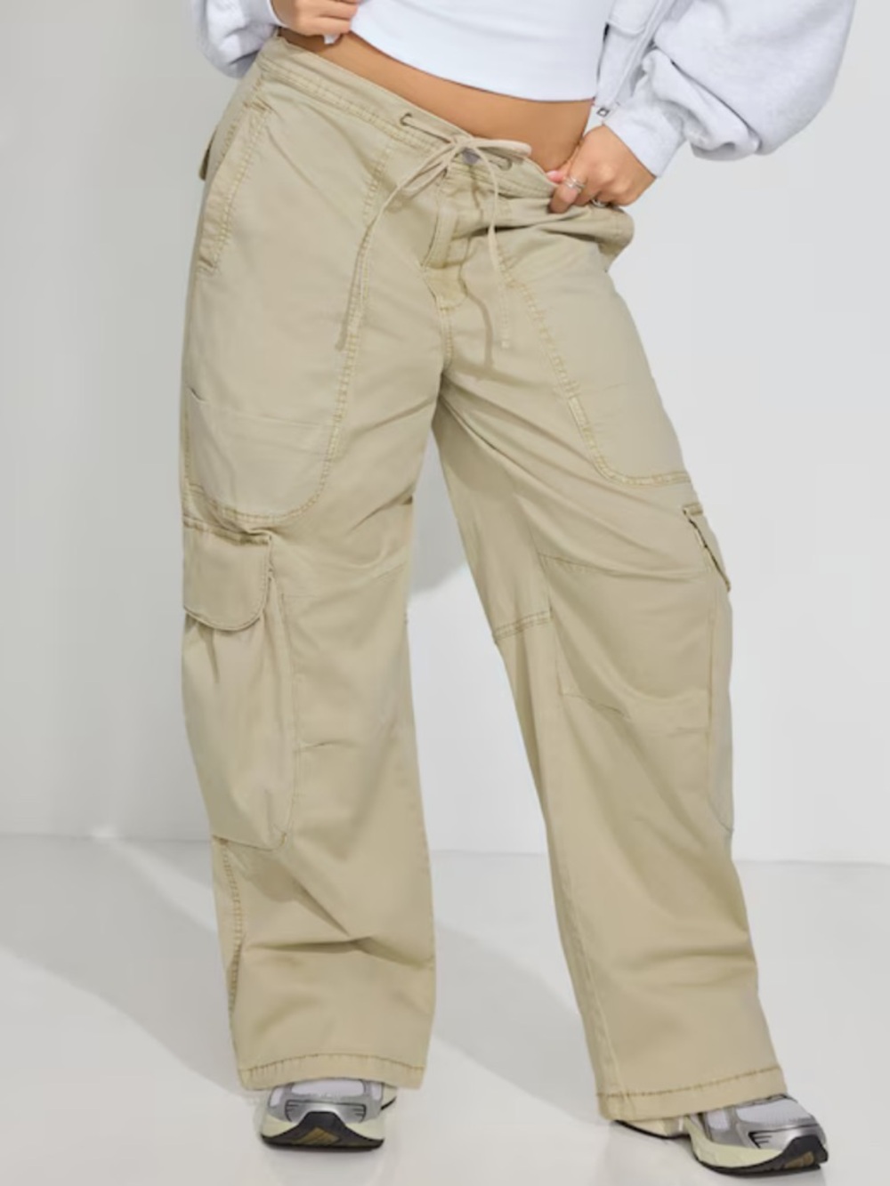 Garage Women’s Wide Leg Beige Cargo Pants